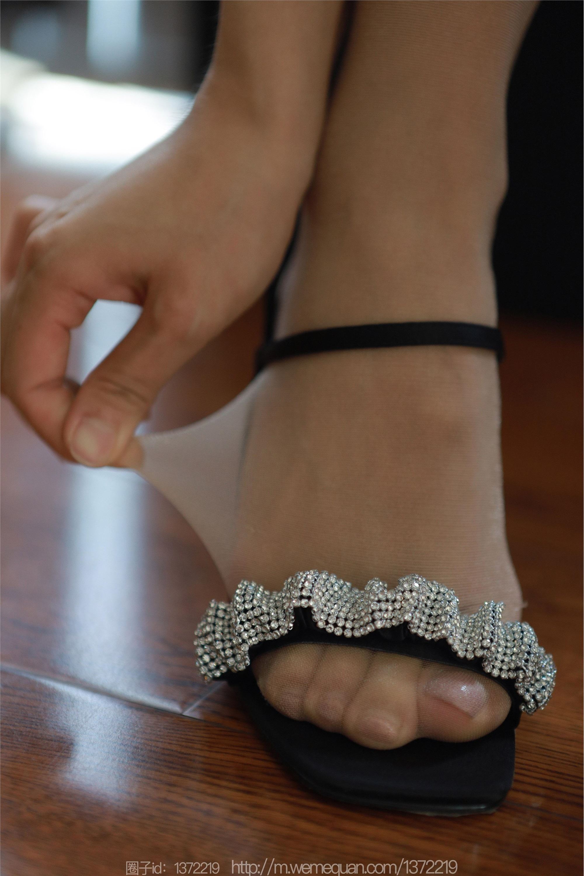 IESS异思趣向  2023.08.25 丝享家 1516 兔兔《春暖花开》